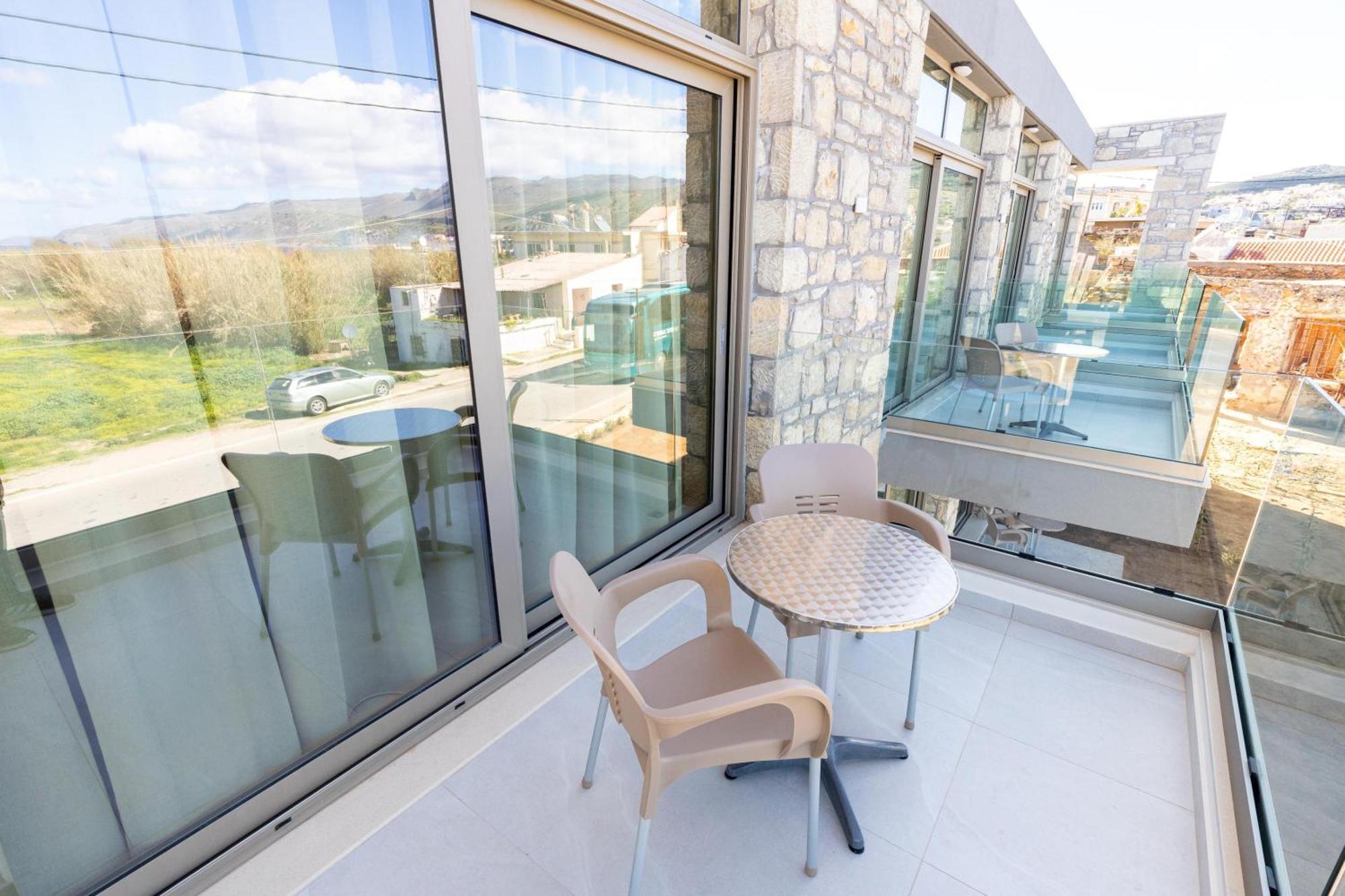 Achatis Apartments With Sea View Kolimvarion Bagian luar foto