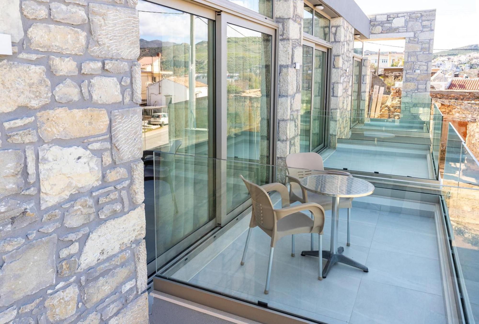 Achatis Apartments With Sea View Kolimvarion Bagian luar foto