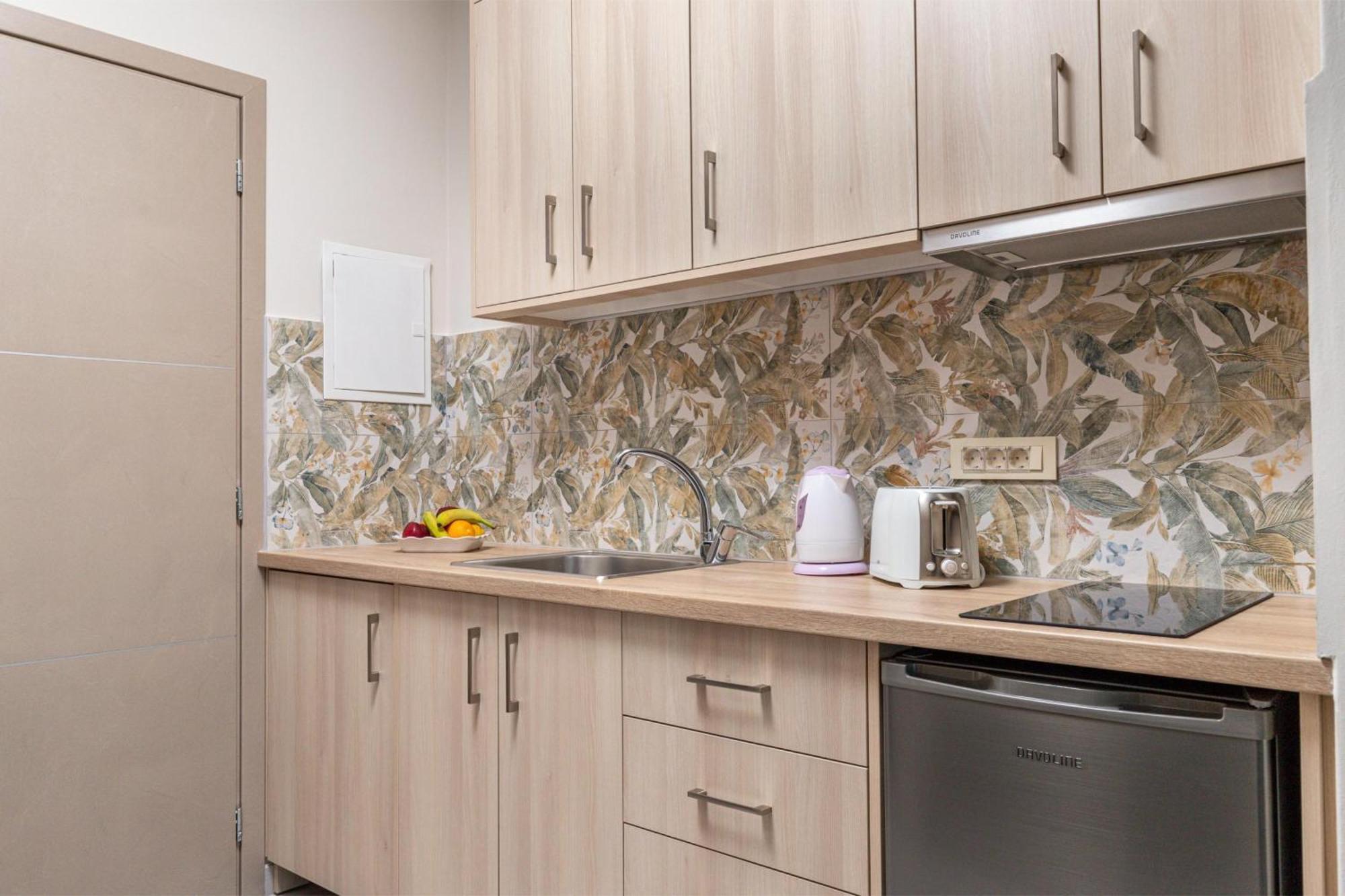 Achatis Apartments With Sea View Kolimvarion Bagian luar foto
