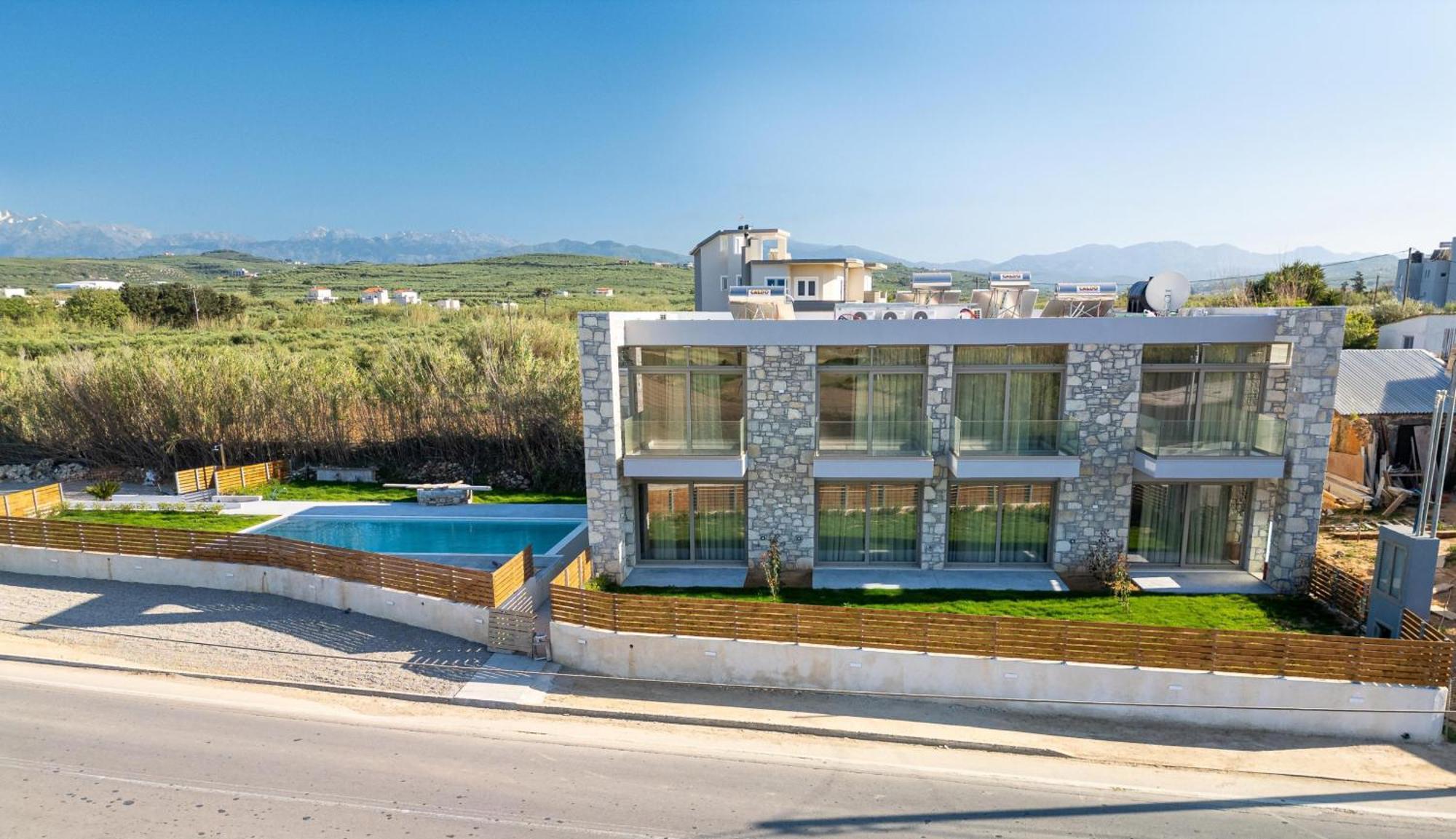 Achatis Apartments With Sea View Kolimvarion Bagian luar foto