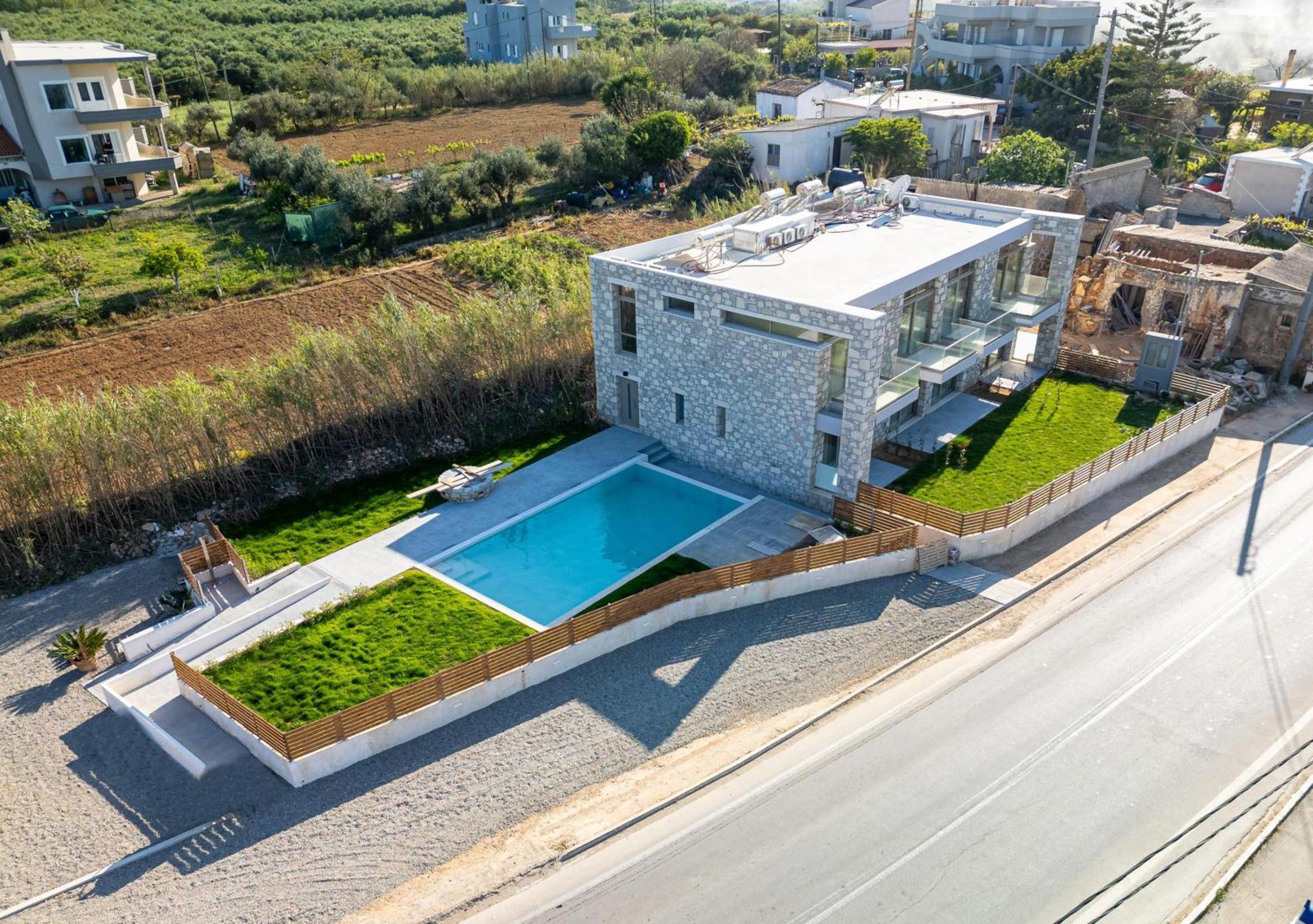 Achatis Apartments With Sea View Kolimvarion Bagian luar foto